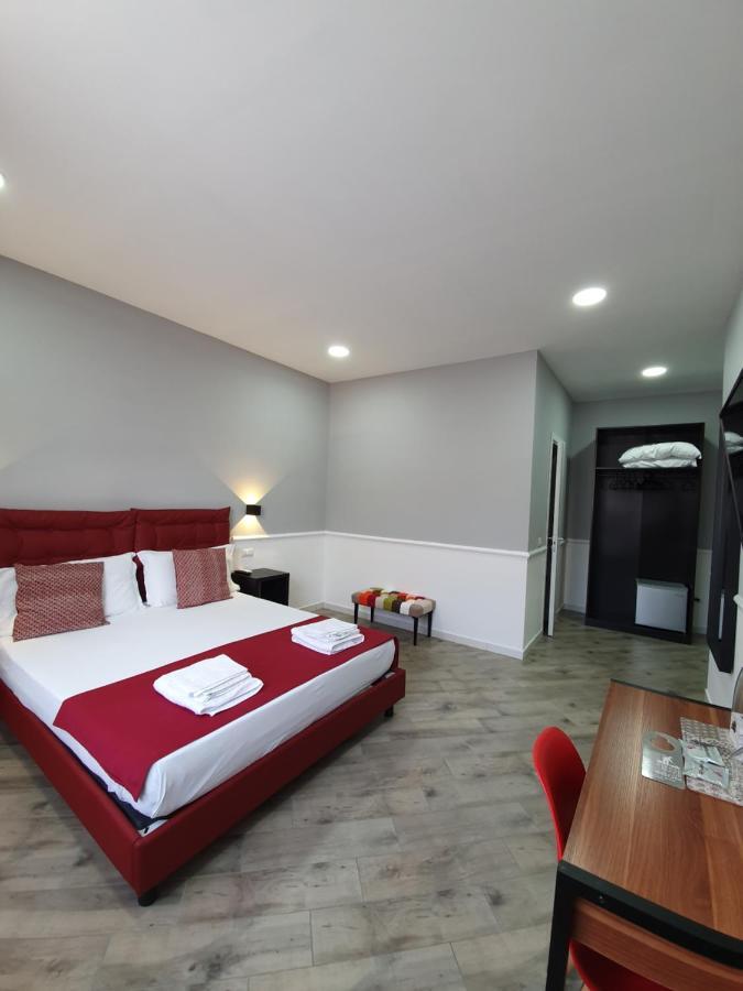 Dimorra Boutique Neapel